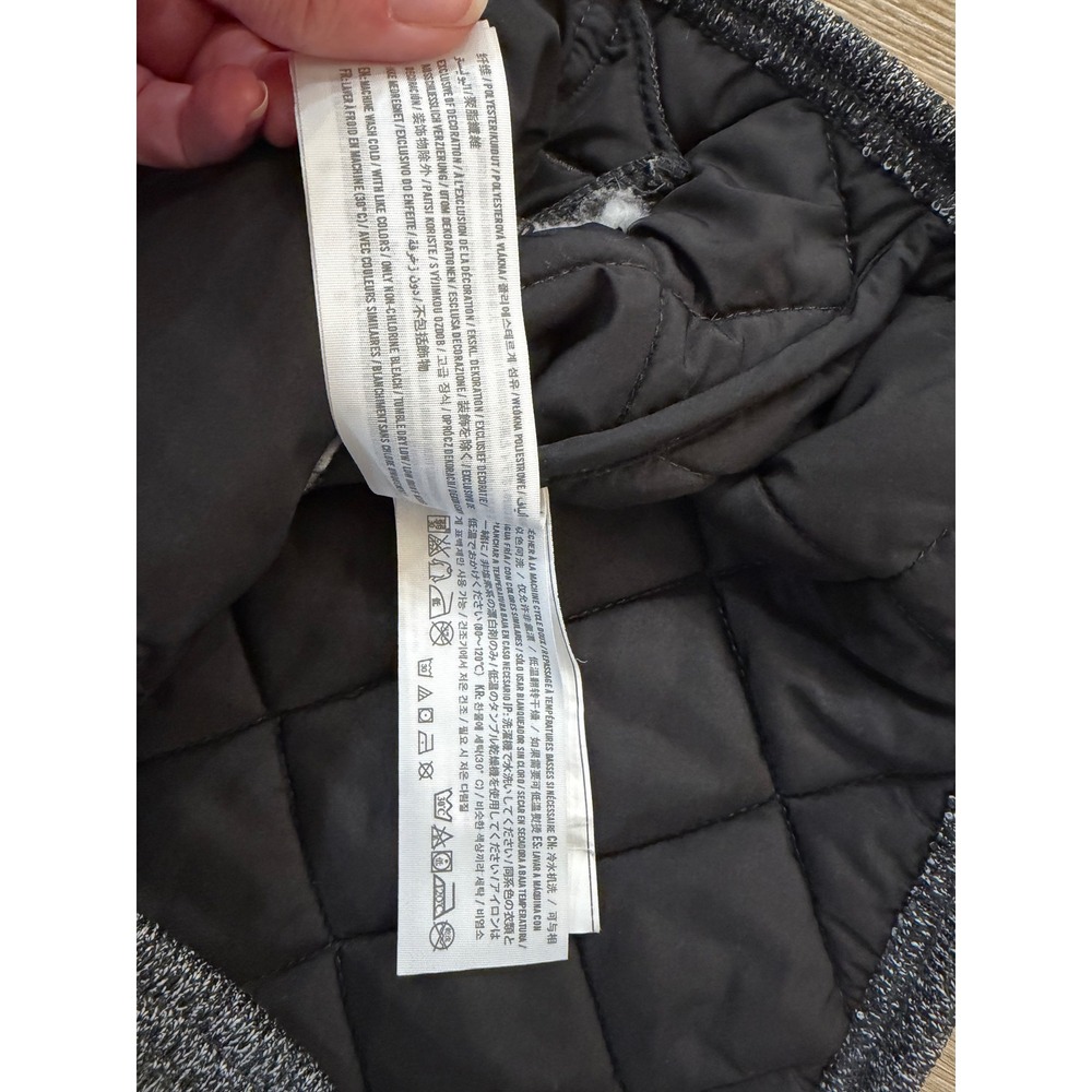 Abercrombie & Fitch Quilted Vest Womens Medium Gray Full Zip Knit Gorpcore - Picture 8 of 8